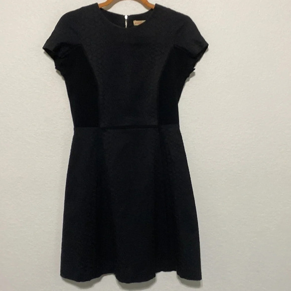 Rebecca Taylor Short Sleeve Snake Jacquard Fit and Flare Knit Dress Size 4 - Picture 1 of 8